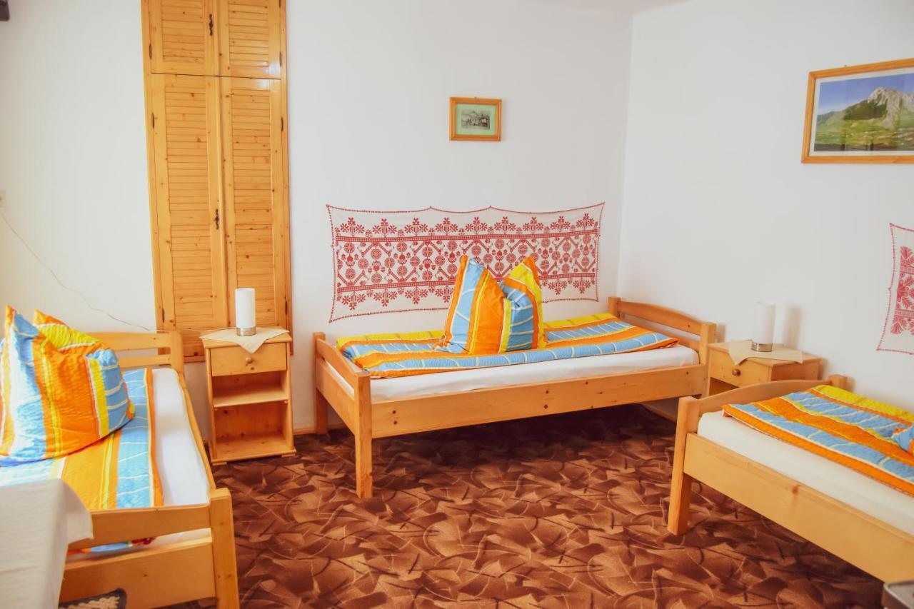 Casa de vacanță Hársfa Vendégház Rimetea Exterior foto